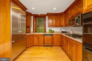 387 Tomlinson Rd, Huntingdon Valley, PA 19006 - Photo 5