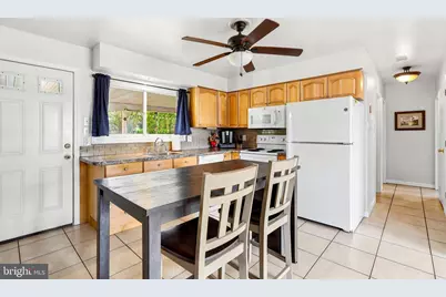 365 W King Street, Pottstown, PA 19464 - Photo 5