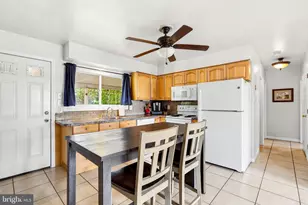 365 W King St, Pottstown, PA 19464 - Photo 5