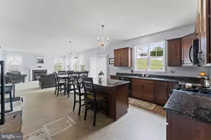 114 Lawrence Dr, Gilbertsville, PA 19525 - Photo 13