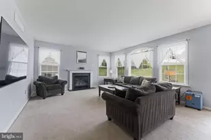 114 Lawrence Dr, Gilbertsville, PA 19525 - Photo 17