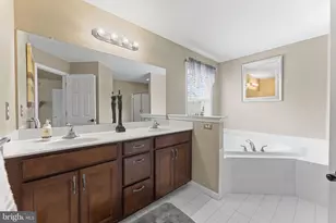 114 Lawrence Dr, Gilbertsville, PA 19525 - Photo 23