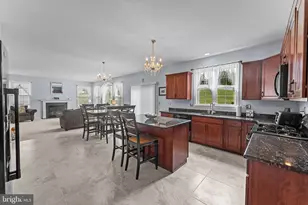 114 Lawrence Dr, Gilbertsville, PA 19525 - Photo 15