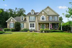 5967 Woodridge Dr, Green Lane, PA 18054 - Photo 1