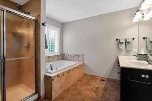 5967 Woodridge Dr, Green Lane, PA 18054 - Photo 21