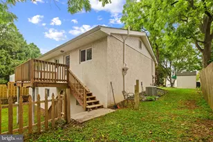 190 Maple Ave, Belmont Hills, PA 19004 - Photo 5