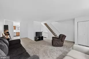 332 Countryside Ct, Collegeville, PA 19426 - Photo 3