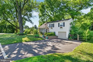 701 Abbey Ln, Lansdale, PA 19446 - Photo 3