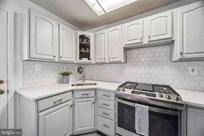 2452 Arlington Avenue, Abington, PA 19001 - Photo 11