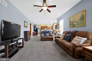 1110 Autumnview Ln, Pottstown, PA 19464 - Photo 17