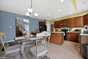 1110 Autumnview Ln, Pottstown, PA 19464 - Photo 9