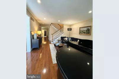 562 Farmdale Circle, Blue Bell, PA 19422 - Photo 3