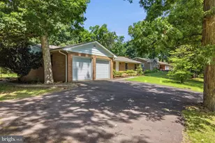 486 Derstine Rd, Hatfield, PA 19440 - Photo 3