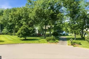 113 Acorn Pl, North Wales, PA 19454 - Photo 3