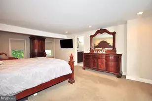 3913 Bradford Rd, Huntingdon Valley, PA 19006 - Photo 29