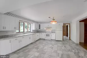 1425 N Line St, Lansdale, PA 19446 - Photo 13