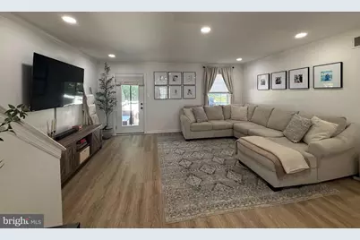 434 Pleasant Valley Drive, Conshohocken, PA 19428 - Photo 3