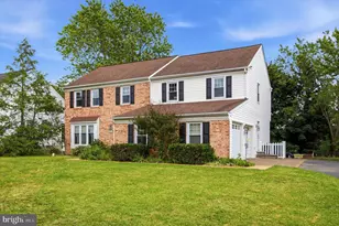 2612 Cresswell Dr, Norristown, PA 19403 - Photo 1