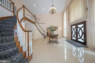 1041 Herkness Dr, Meadowbrook, PA 19046 - Photo 5