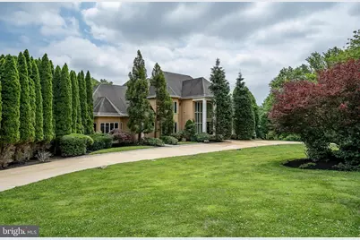 1041 Herkness Drive, Meadowbrook, PA 19046 - Photo 1