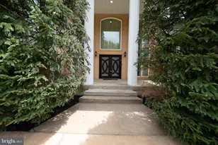 1041 Herkness Dr, Meadowbrook, PA 19046 - Photo 3
