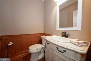 1041 Herkness Dr, Meadowbrook, PA 19046 - Photo 25