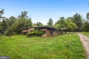 2935 Whitehall Rd, Norristown, PA 19403 - Photo 5