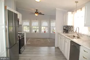 10 Brighton Pl, Souderton, PA 18964 - Photo 11