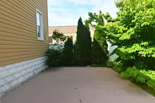 25 Center Ave, Willow Grove, PA 19090 - Photo 13