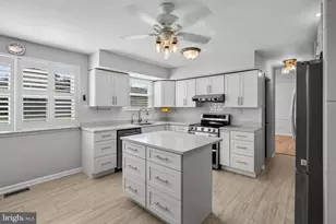 1146 Squires Way, Lansdale, PA 19446 - Photo 7