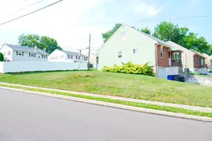447 Spring St, Pottstown, PA 19464 - Photo 5