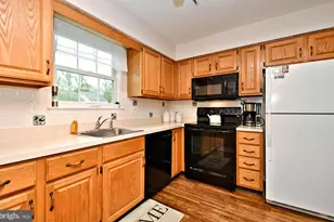 800 Beacon Ct, Lansdale, PA 19446 - Photo 17