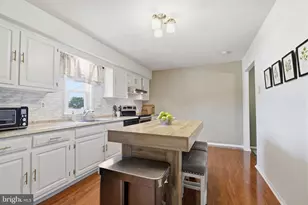908 Green St, Bridgeport, PA 19405 - Photo 9