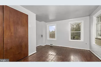 11 S Plum Street, Pottstown, PA 19464 - Photo 17