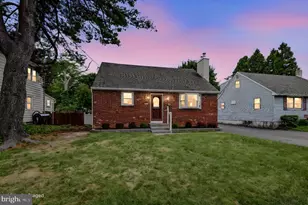 160 Wood St, Hatboro, PA 19040 - Photo 1