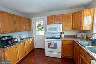 2313 N Charlotte St, Pottstown, PA 19464 - Photo 7