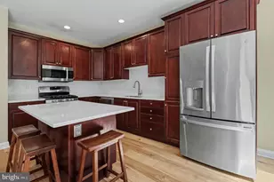 131 Meadow View Ln, Lansdale, PA 19446 - Photo 9