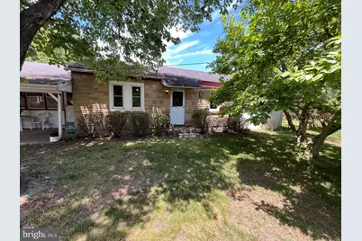 1033 Walt Road, Pennsburg, PA 18073 - Photo 3