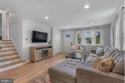 352 Dehaven Street, Conshohocken, PA 19428 - Photo 3