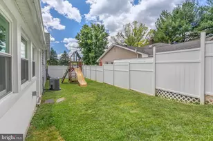 352 Dehaven St, Conshohocken, PA 19428 - Photo 31