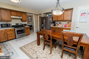 912 Hickory Grove Dr, Royersford, PA 19468 - Photo 15