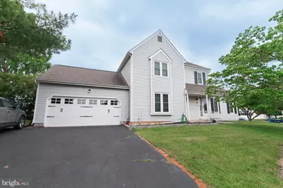 912 Hickory Grove Drive, Royersford, PA 19468 - Photo 3