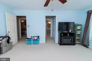 912 Hickory Grove Dr, Royersford, PA 19468 - Photo 37