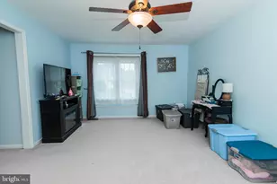 912 Hickory Grove Dr, Royersford, PA 19468 - Photo 35