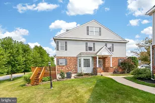 108 Truman Ct, West Norriton, PA 19403 - Photo 3
