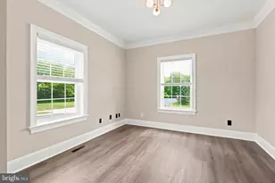 949 Cholet Dr, Collegeville, PA 19426 - Photo 9