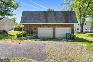 318 Washington St, Pennsburg, PA 18073 - Photo 3