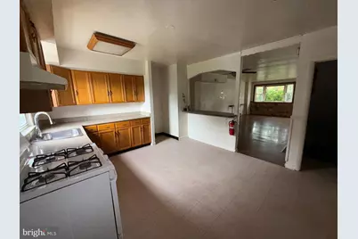 122 Hamilton Street, Norristown, PA 19401 - Photo 5