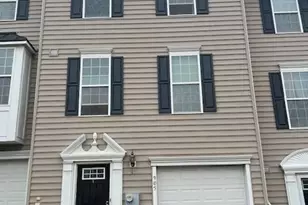 905 Susan Cir, North Wales, PA 19454 - Photo 1