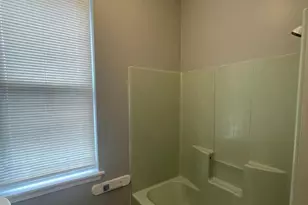 906 DeKalb St, Norristown, PA 19401 - Photo 9